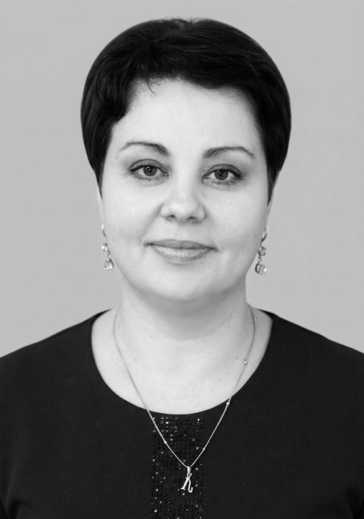 Лариса Миколаївна Мишакова